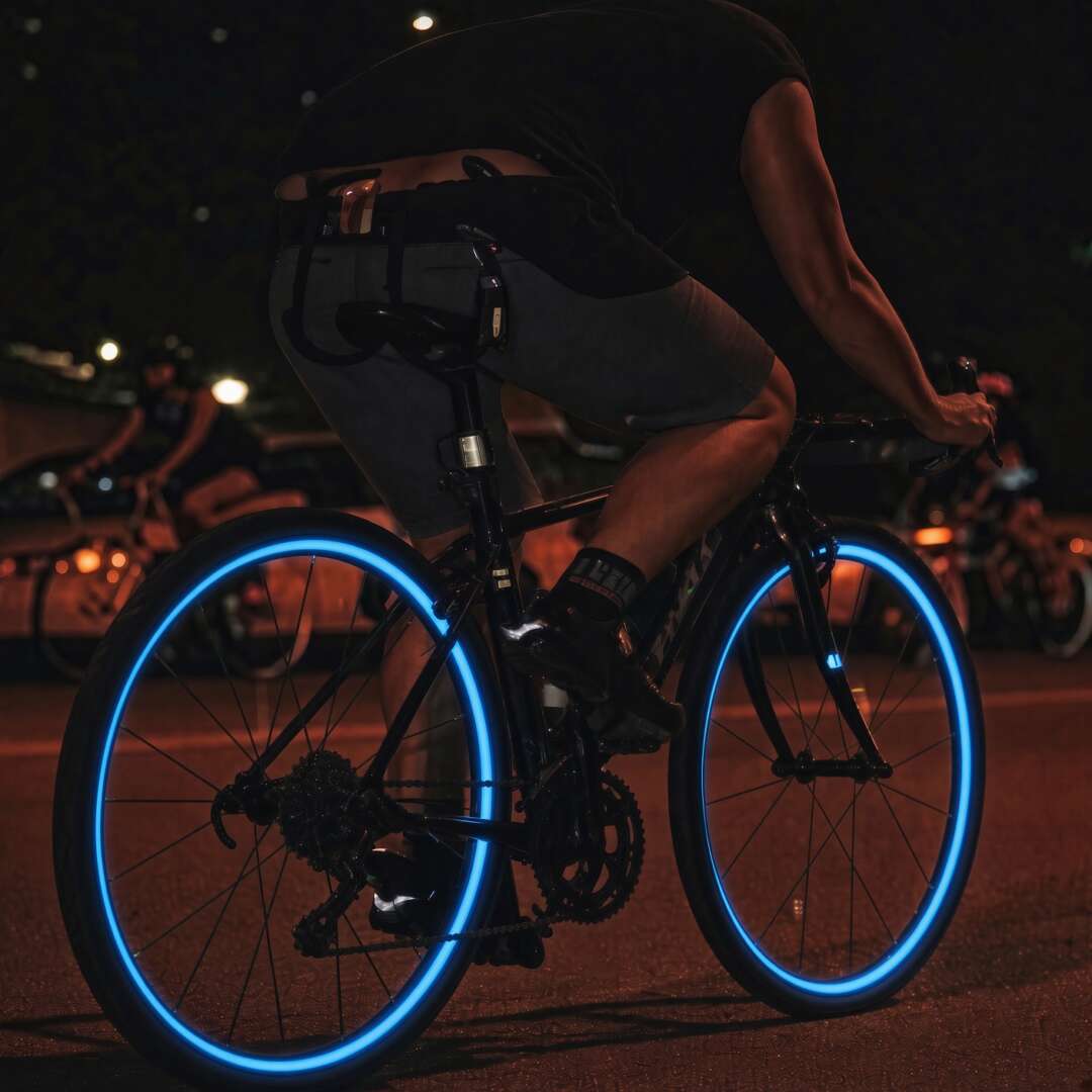 Kit Adesivo Refletivo Friso para Roda e Capacete – AZUL - Imagem 3